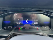 Volkswagen Polo LIFE TSI DSG 11