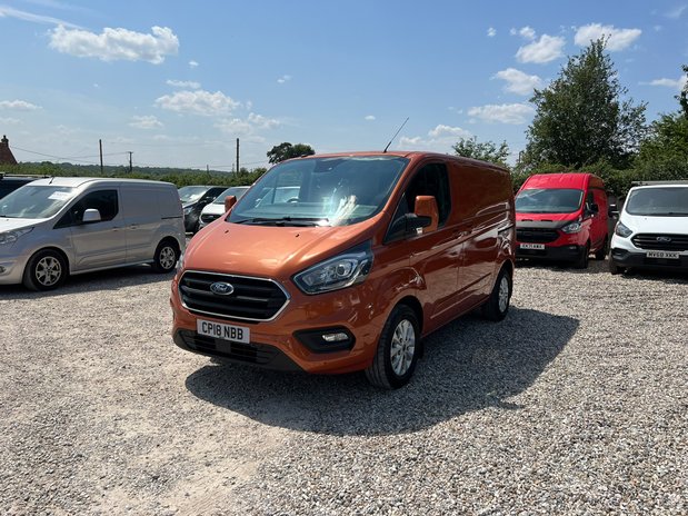 Ford Transit Custom SWB L1H1 Low Roof Limited 300 Adaptive Cruise Air Con Carplay EURO 6 NO VAT 2