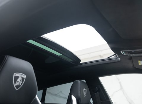 Lamborghini Urus SE 19