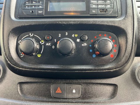 Vauxhall Vivaro 1.6 Vivaro 2900 CDTI 22