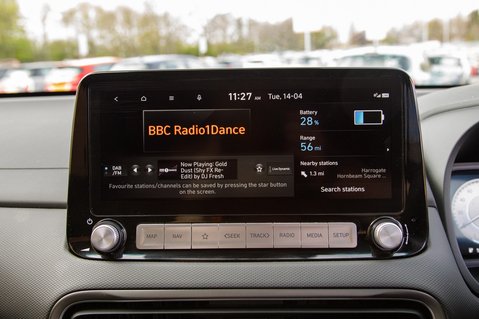 Hyundai KONA PREMIUM 30