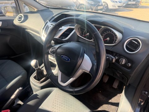 Ford Fiesta 1.4 Zetec 3dr 7