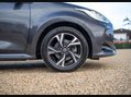 Toyota Yaris 1.5 Yaris Design HEV CVT 5dr 38