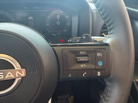 Nissan Qashqai 1.3 DIG-T MHEV Tekna XTRON Euro 6 (s/s) 5dr 27