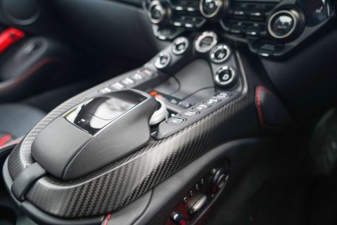 Aston Martin Vantage 4.0 Vantage V8 Auto 3dr 13