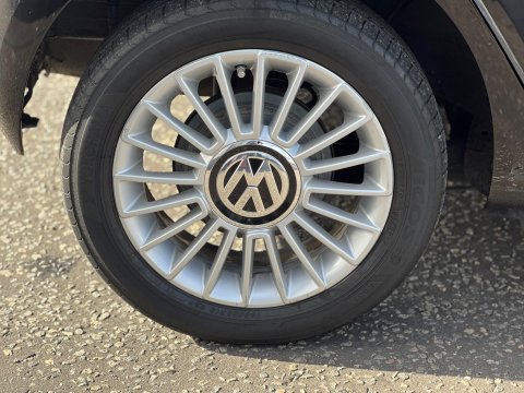 Volkswagen Up 1.0 High up! ASG Euro 5 5dr 51