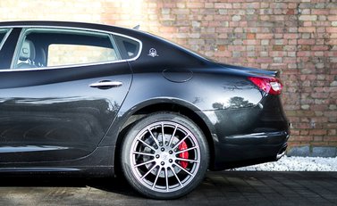Maserati Quattroporte DV6 24