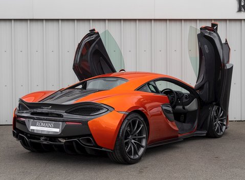 McLaren 570S 10
