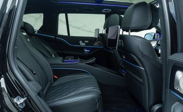 Mercedes-Benz GLS 600 Maybach 18