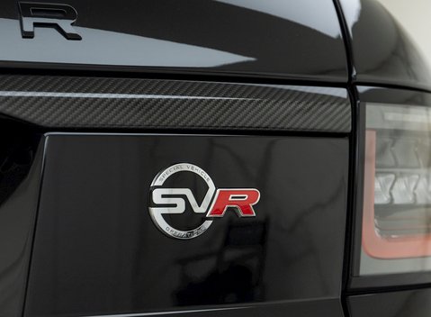 Land Rover Range Rover Sport 5.0 SVR Carbon Edition 33