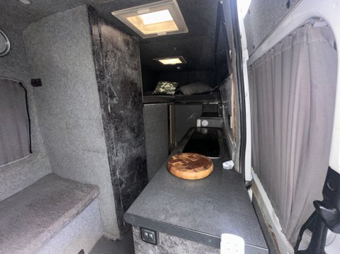 Mercedes-Benz Sprinter 311 RACE VAN PROJECT RACE TRUCK CAMPERVAN STARTS AND DRIVES 9