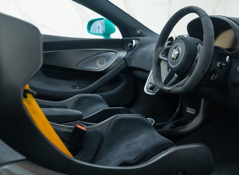 McLaren 600LT Spider 16