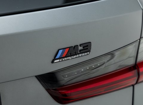 BMW M3 COMPETITION M XDRIVE TOURING 43