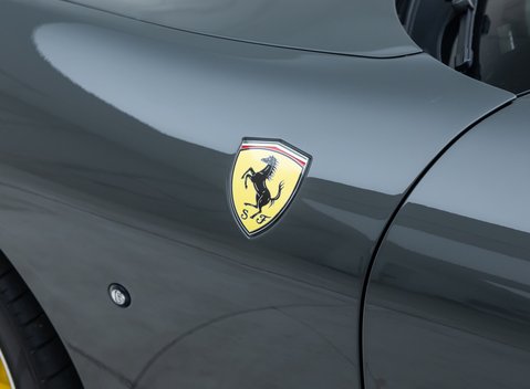 Ferrari Roma SPIDER 33