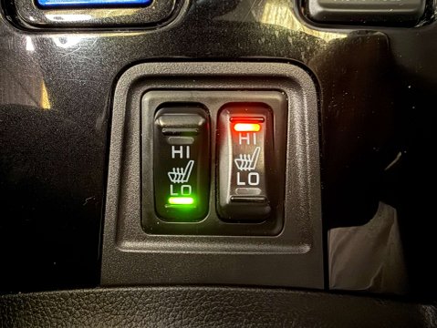 Mitsubishi Outlander 2.4 Outlander Exceed PHEV CVT 4WD 5dr 38