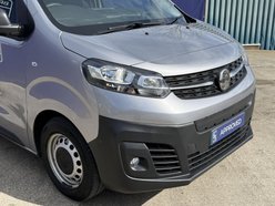 Vauxhall Vivaro 3100 75kWh Dynamic Panel Van 6dr Electric Auto L1 H1 (7.4kW Charger) (136 p 13