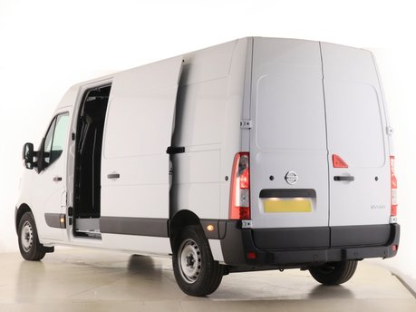 Nissan Interstar F35 2.3 dci 135ps L3H2 Acenta Van 15