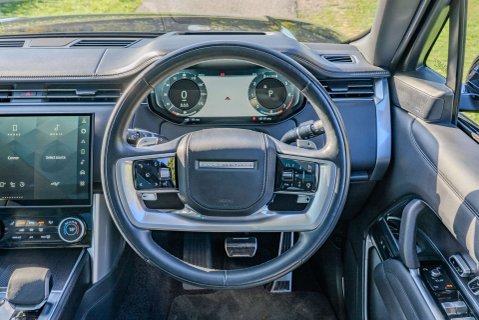 Land Rover Range Rover First Edition 12