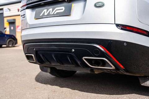 Land Rover Range Rover Velar 3.0 Range Rover Velar R-Dynamic S D300 Auto 4WD 5dr 57