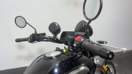 MBP C 2024 ONLY 3K 1 OWNER CRUISER BIKE 1000CC TOURER BIKE 23