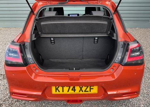 Suzuki Swift MOTION 16
