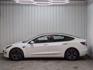 Tesla Model 3 Model 3 Long Range AWD 4WD 4dr 17