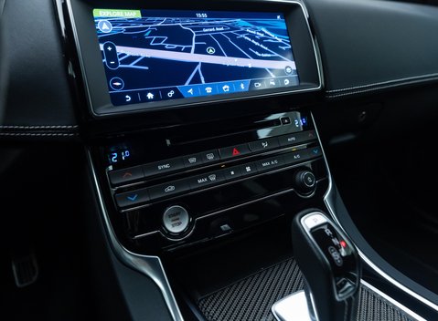 Jaguar XE SV Project 8 22