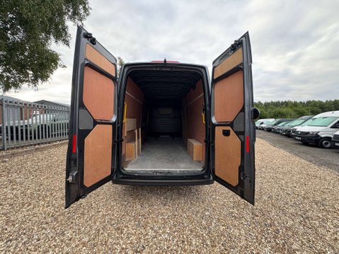 Volkswagen Crafter 2.0 Crafter CR35 Trendline TDI 6