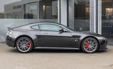 Aston Martin V12 Vantage S 3