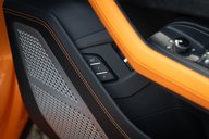 Lamborghini Urus V8 39