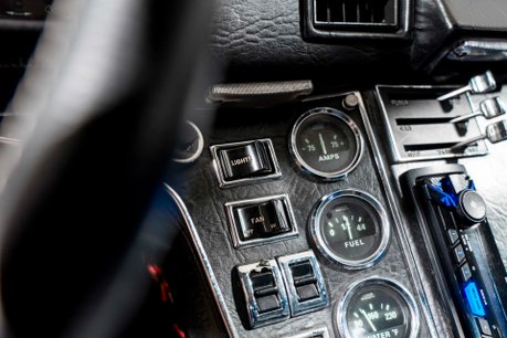 De Tomaso Pantera L. HUGE HISTORY PORTFOLIO. IMMACULATE EXAMPLE. 25