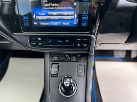 Toyota Auris VVT-I GB25 40