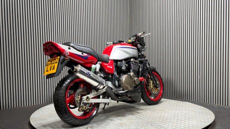 Kawasaki ZRX1200 2002 36K RUNNING PROJECT BIKE SPARES OR REPAIR 1200CC 2