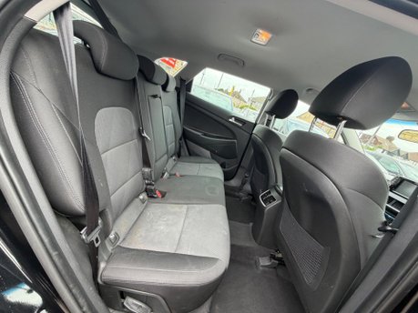 Hyundai TUCSON GDI S CONNECT 12