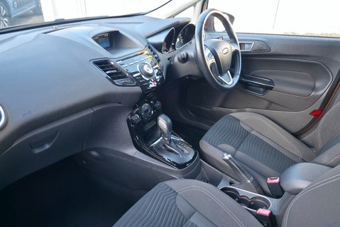 Ford Fiesta TITANIUM.. AUTOMATIC.. 6 SERVICES.. £35 ROAD TAX.. STUNNING EXAMPLE 18