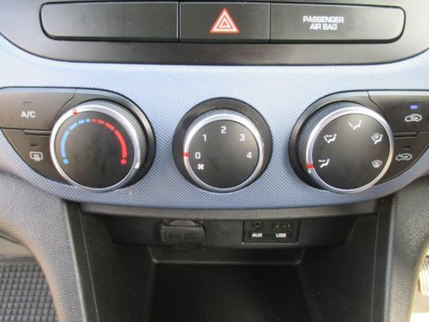 Hyundai i10 1.2 SE Euro 5 5dr 22