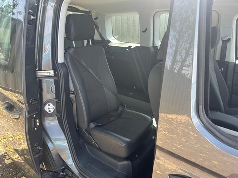 Volkswagen Caddy C20 LIFE TDI 18