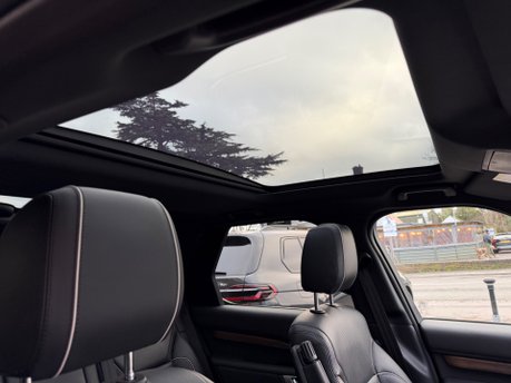 Land Rover Discovery 3.0 SD V6 HSE SUV 5dr Diesel Auto 4WD Euro 6 (s/s) (306 ps) 20