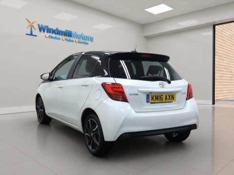 Toyota Yaris 1.33 Dual VVT-i Design Euro 6 5dr 5