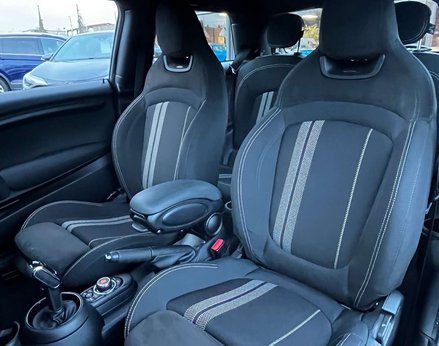 Mini Hatch 1.5 Cooper Sport Auto 3dr 66