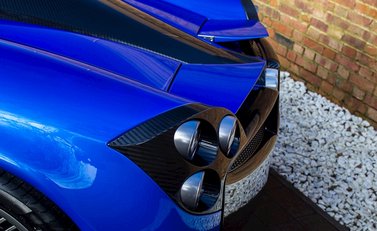 Pagani Huayra 33