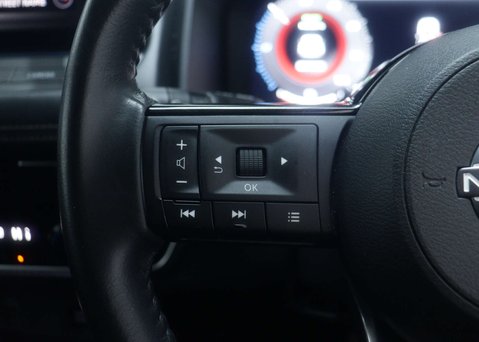 Nissan X-Trail 1.5 X-Trail N-Connecta E-4orce A 4WD 5dr 40