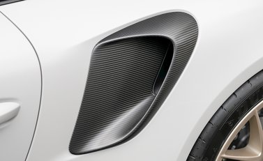 Porsche 911 (991) GT2 RS 30