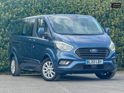 Ford Tourneo Custom 320 | Titanium | L2| 9 Seater| Manual| Euro 6 | £19,158 + vat 3