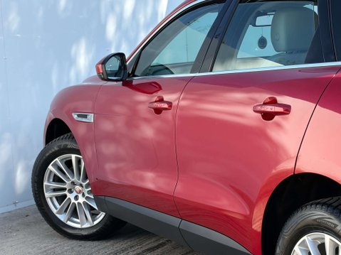 Jaguar F-Pace 2.0 F-PACE Portfolio AWD D Auto 4WD 5dr 45