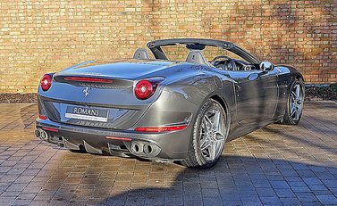Ferrari California T 25