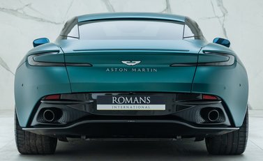 Aston Martin DB12 Coupe 8