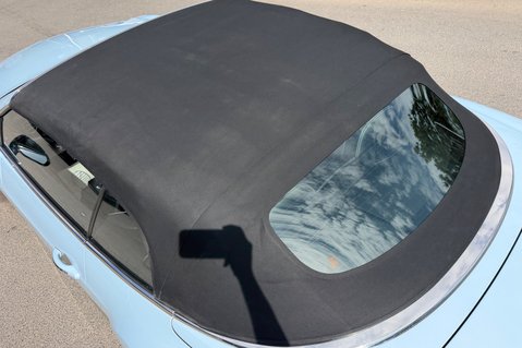 Bentley Continental GT V8 S CONVERTIBLE MULLINER DRIVING SPEC - GLACIER BLUE - LOW MILEAGE 24