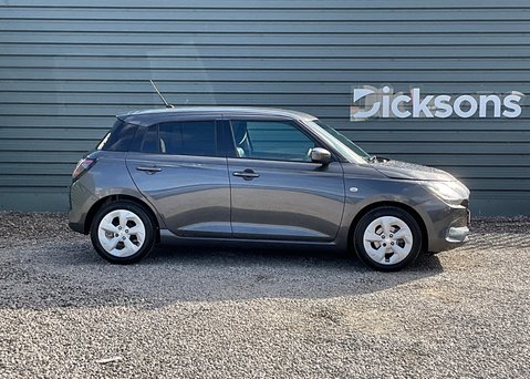 Suzuki Swift MOTION 4