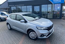 Dacia Sandero COMFORT 1.0 TCE AUTOMATIC 5 DOOR 1